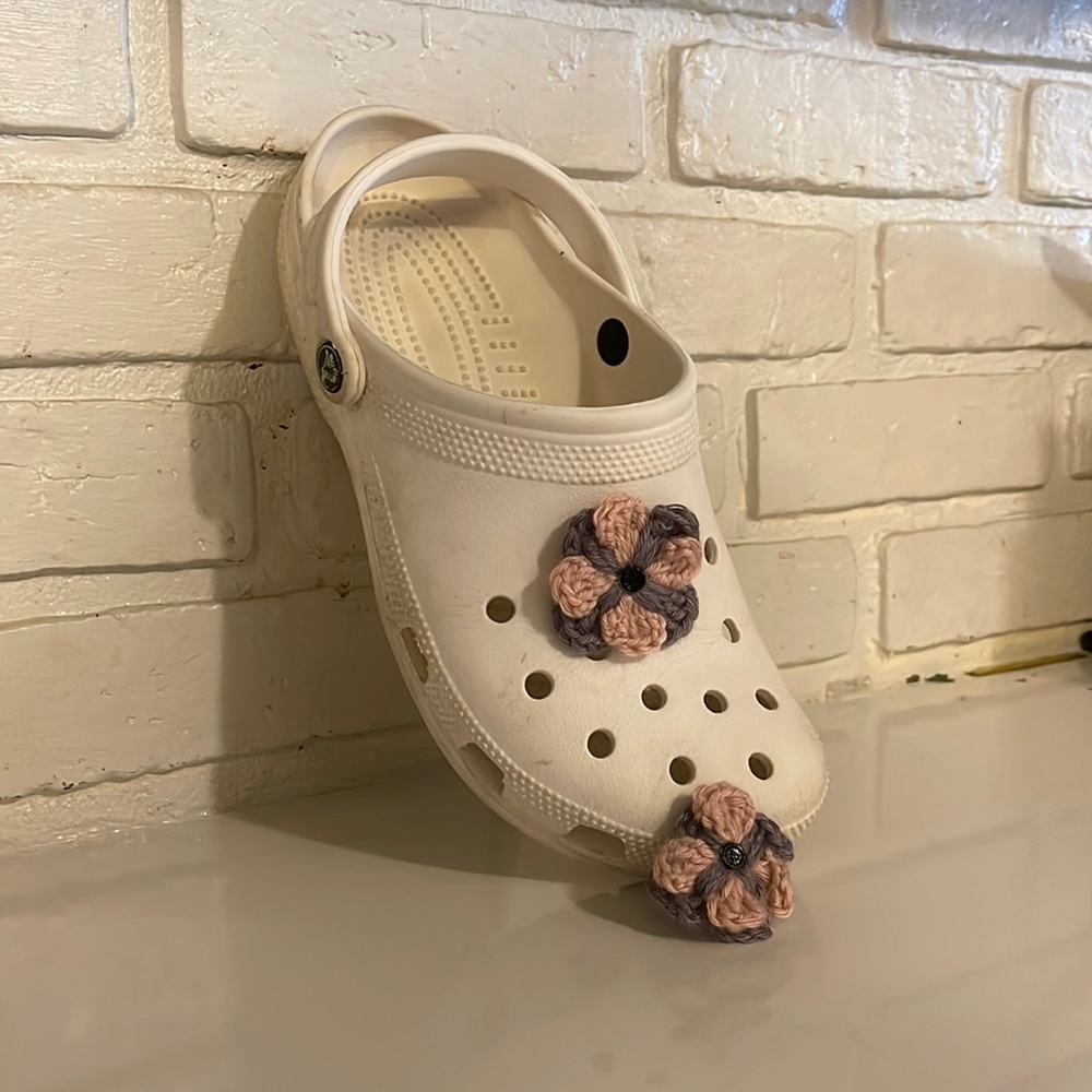 Custom flower Croc Jibitz